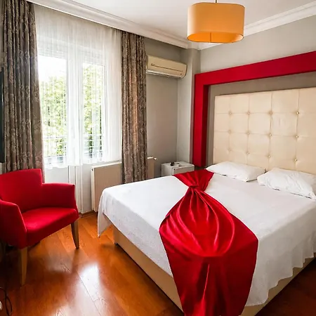Moringa Hotel 4*