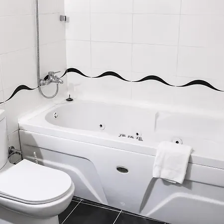Moringa Hotel 4*