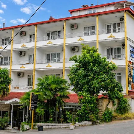 Moringa Hotel 4*