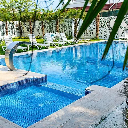 Moringa Hotel 4*